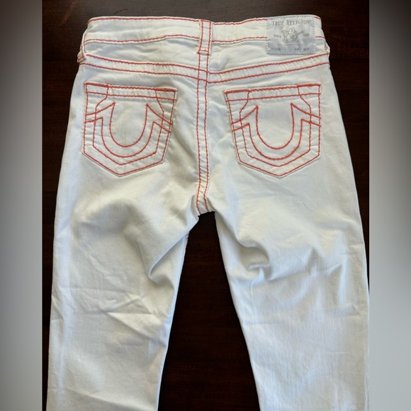 True Religion Jeans - Women’s Skinny Jeans. White with Red Stitching. Size 27 - Picture 3 of 9